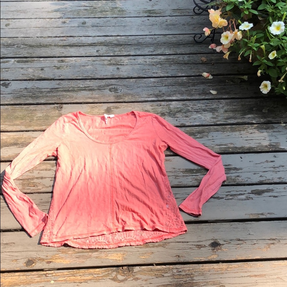 Others follow•long sleeve pink tee